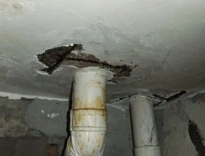 秀峰卫生间漏水维修公司浅析秀峰卫生间渗水维修的方法